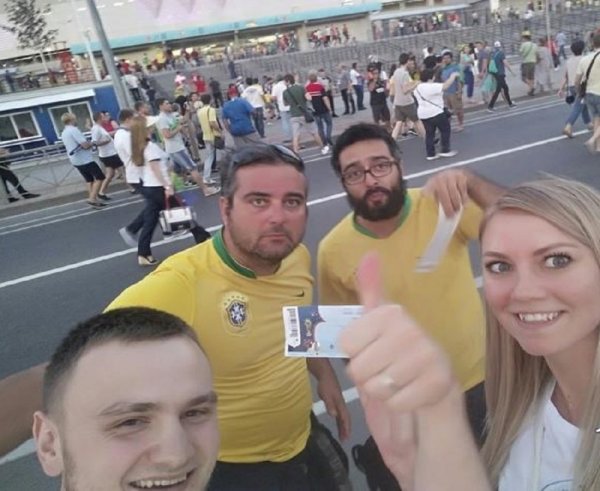 Щедрые бразильцы подарили паре из Ростова билеты на матч